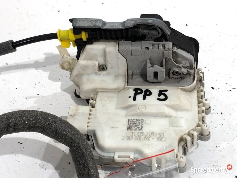 ZAMEK DRZWI PRAWY PRZÓD AUDI Q5 FY SUV
