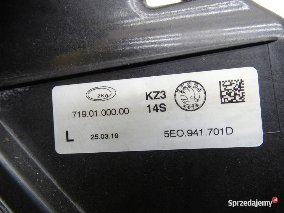 HALOGEN LEWY PRZÓD PRZEDNI 5E0941701D SKODA