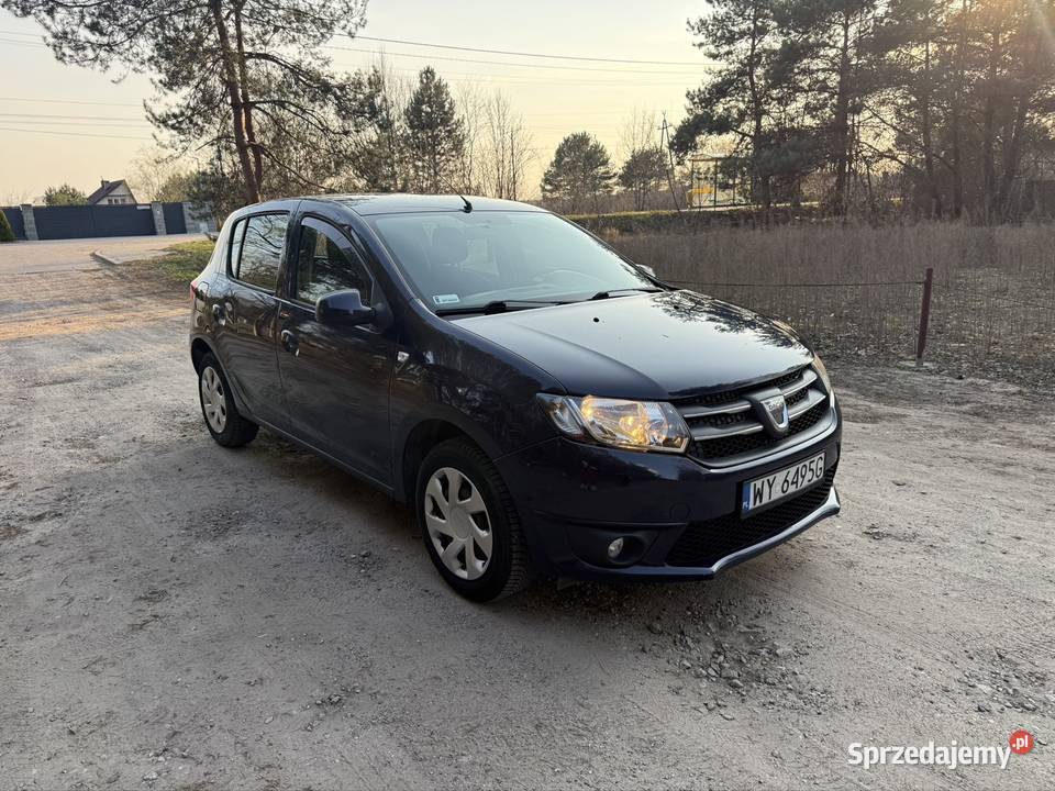 Dacia Sandero 2014 granatowy Łąki