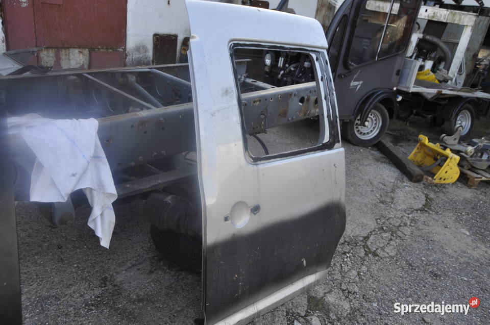 VW CADDY 2K5 2K5843207 Drzwi boczne przesuwane Sierakowice sprzedam