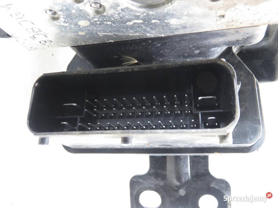 POMPA ABS KIA SPORTAGE III SL 589203U310 Części samochodowe