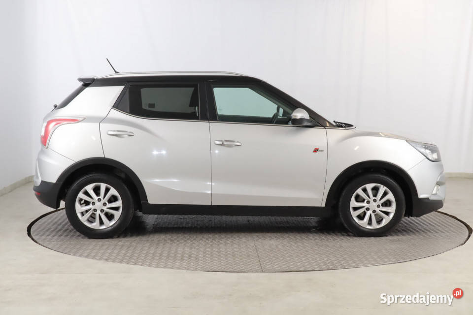 SsangYong Tivoli 16 eXDi podgrzewane fotele Tivoli Motoryzacja Zabrze