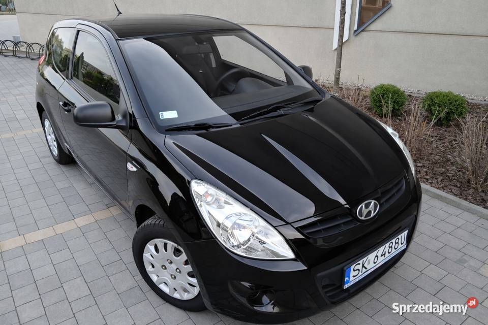 HYUNDAI i20 12 2010r Polski Salon Przebieg 143 Samochody osobowe Gliwice sprzedam