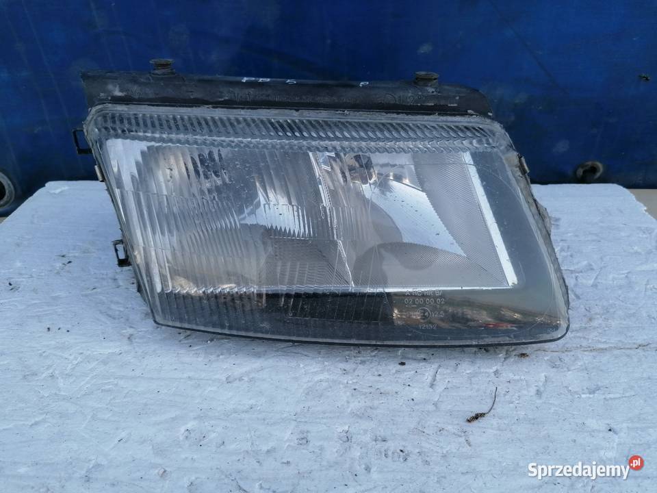 Lampa Prawa Przód Volkswagen Passat B4 Wisznice sprzedam