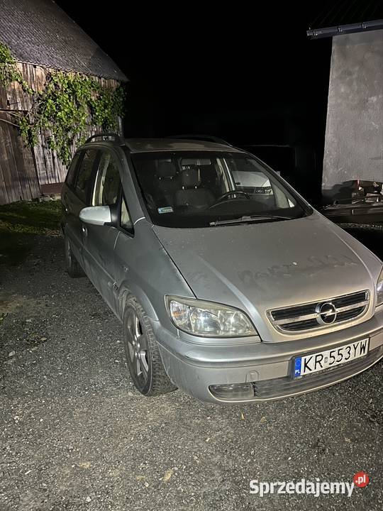 Opel zafira a 2004 7 osobowy kupiony w Polsce Kraków