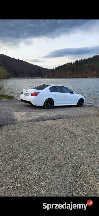 Bmw e 60 22 benzyna sprzedam