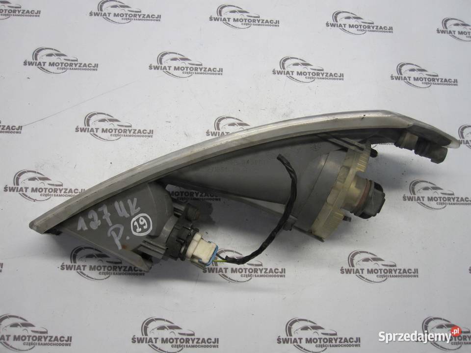 CITROEN C5 II 08r halogen prawy przód 27156200 Lampy przeciwmgielne