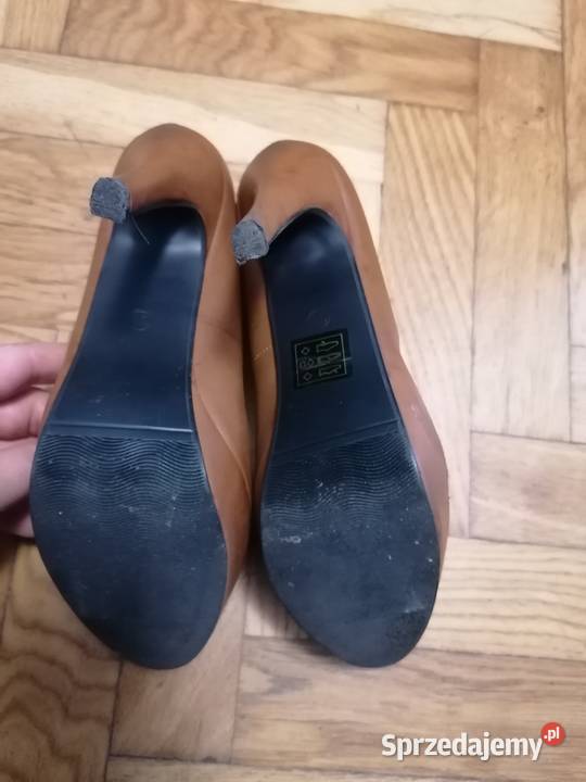 Szpilki brązowe 38 inna Gdańsk