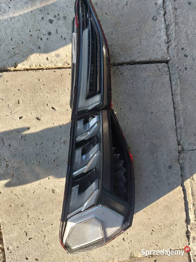 Audi a3 8y lampa lewy tył Lampy tylne sprzedam