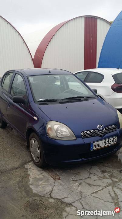 Toyota Yaris klima 2001r Klimatyzacja elektryczne lusterka sprzedam