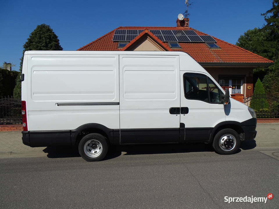 Iveco DAILY 35C13 23 HPI 130 KONI L3 H2 Poznań