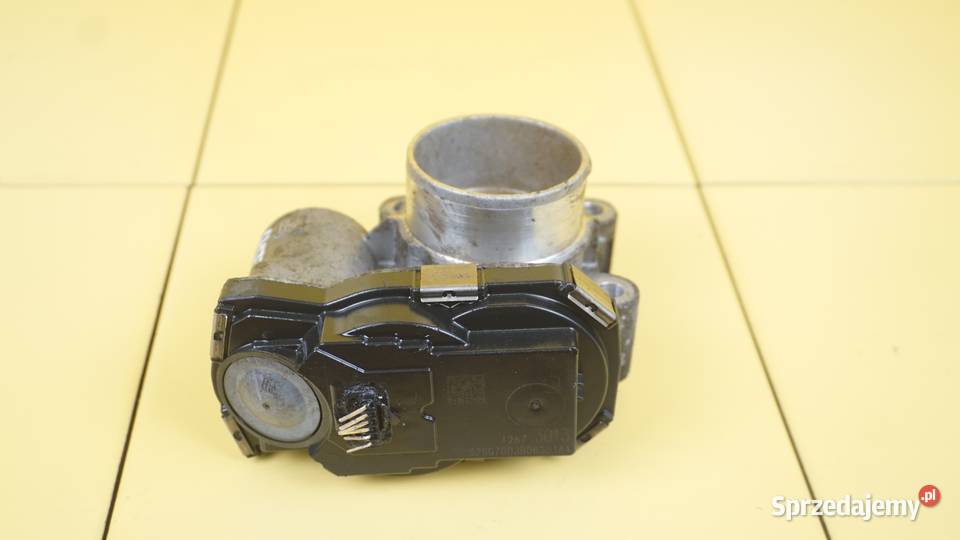 OPEL ASTRA K 14 B 18r 101 B14XE LV7 przepustnica