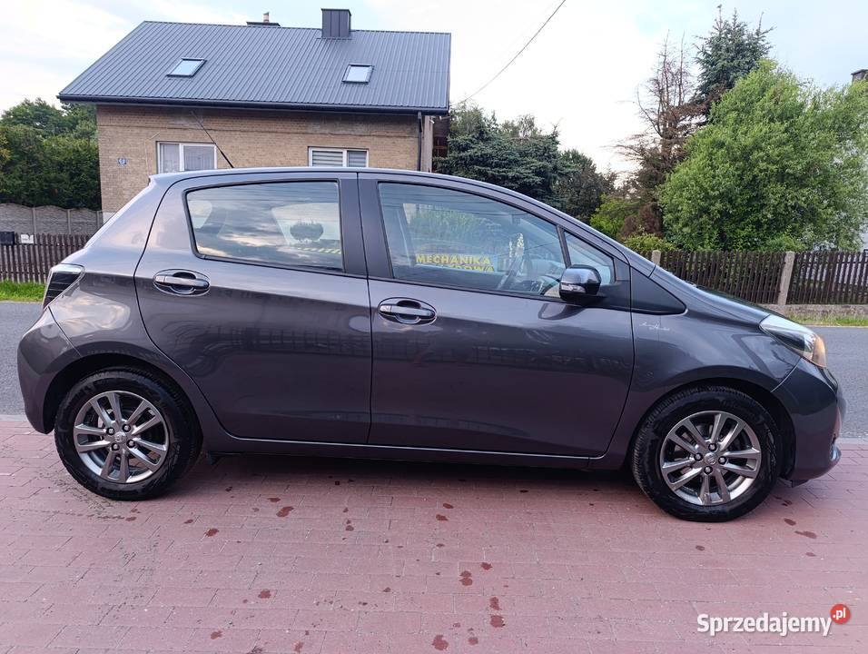 Toyota Yaris 13 benzyna 2014r 5 drzwi udok 99KM Lgota-Mokrzesz