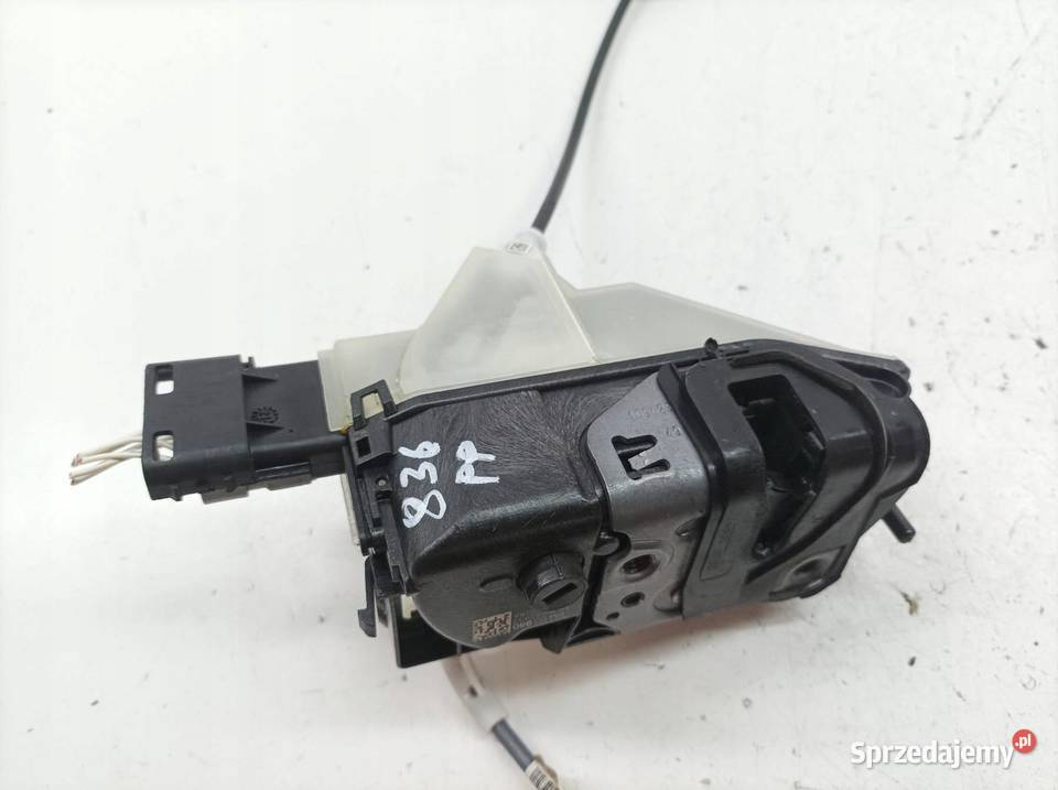 ZAMEK DRZWI PRAWY PRZÓD PSA123980 Citroen C3 III Części samochodowe