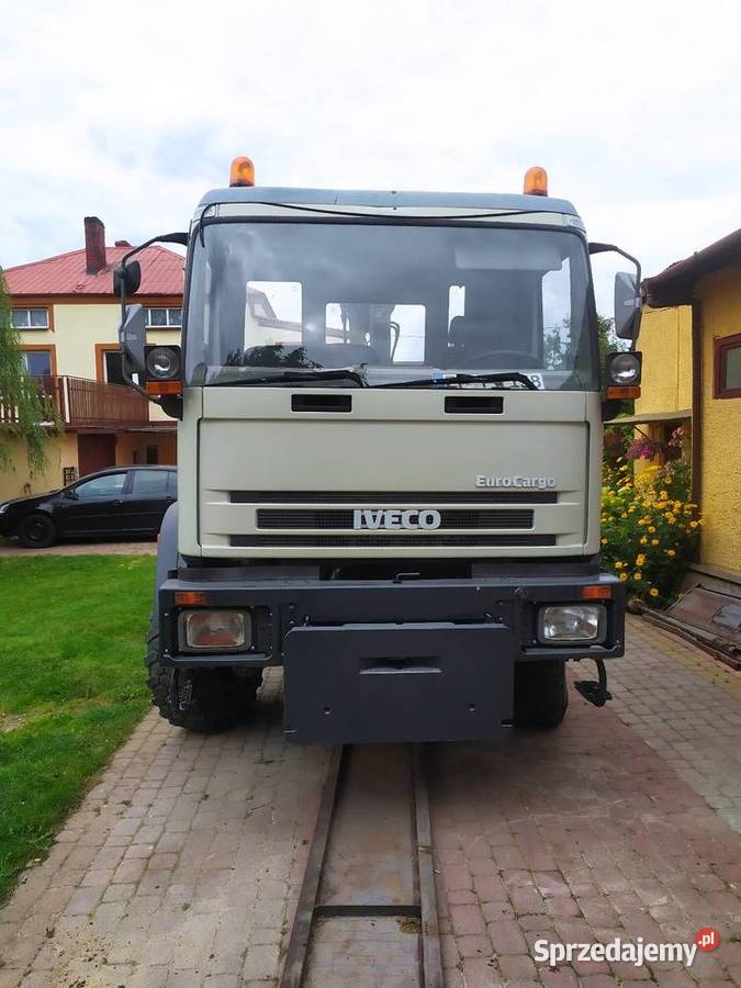 Iveco eurocargo 2002 z HDS napęd 4 x 4 143710km Występy sprzedam
