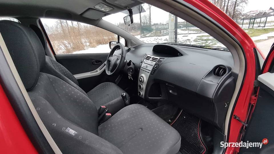 Toyota Yaris 10 Benzyna Klimatyzacja Mały Rok produkcji 2006 Samochody osobowe Jasło