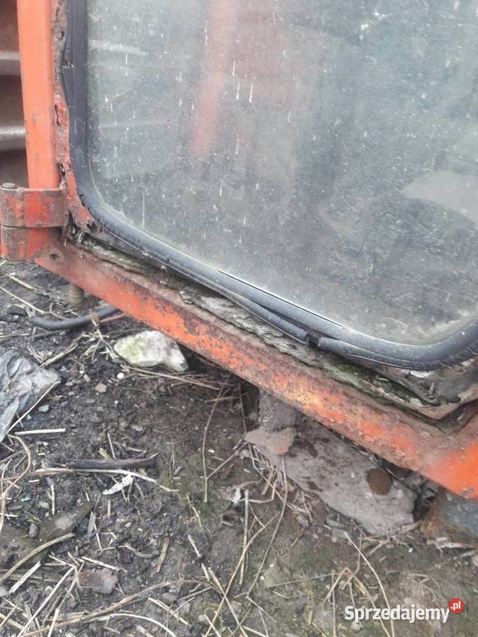 Kabina zetor ursus uszkodzony Części zamienne Przyszowice sprzedam