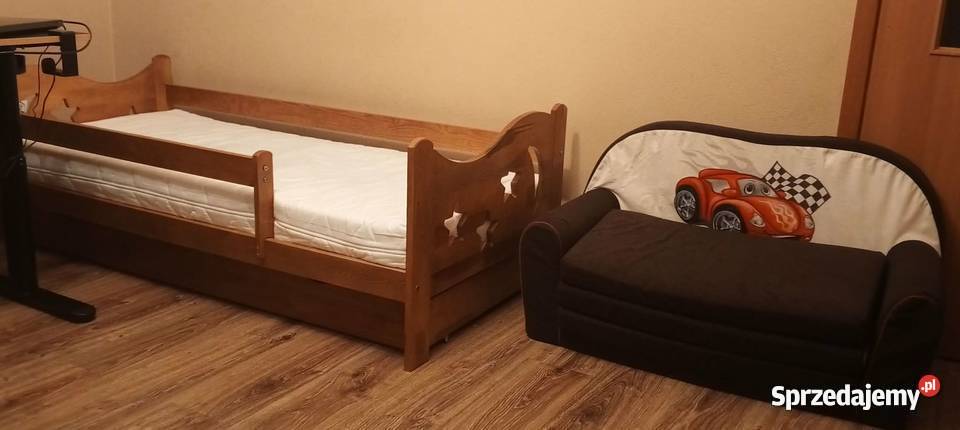 łóżko ze stelażem materacem żyrandol dywan Piekoszów sprzedam