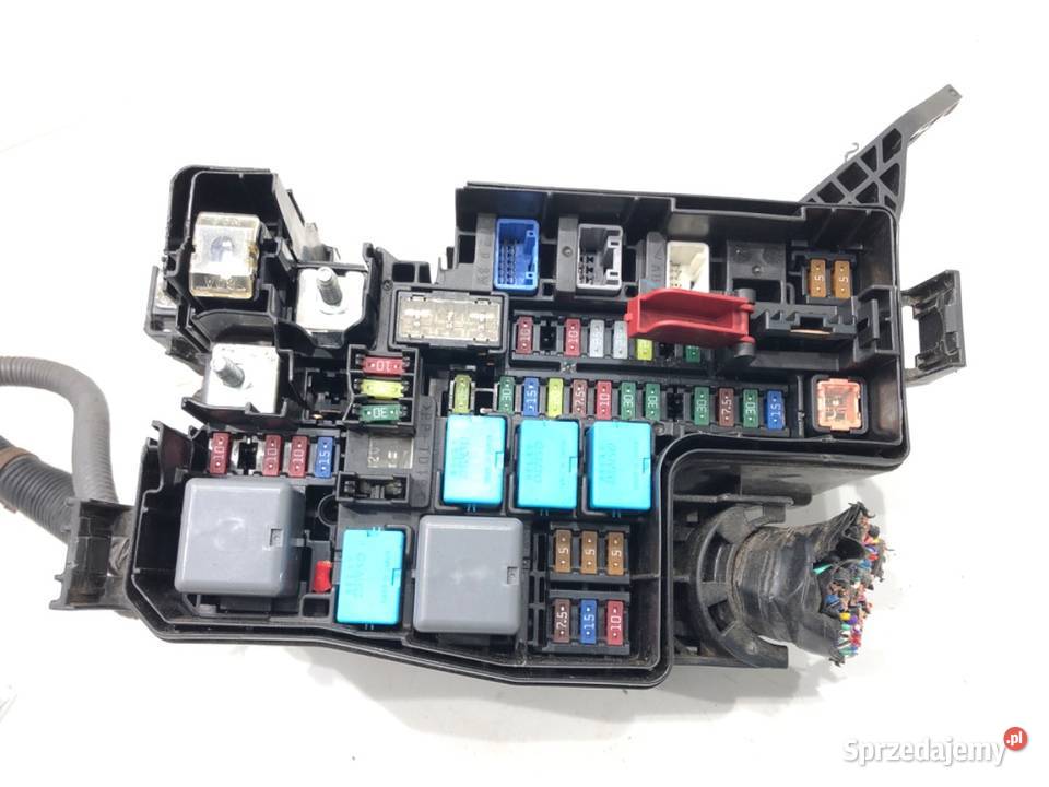 SKRZYNKA BEZPIECZNIKÓW LEXUS NX SUV 25 155 MODUŁ