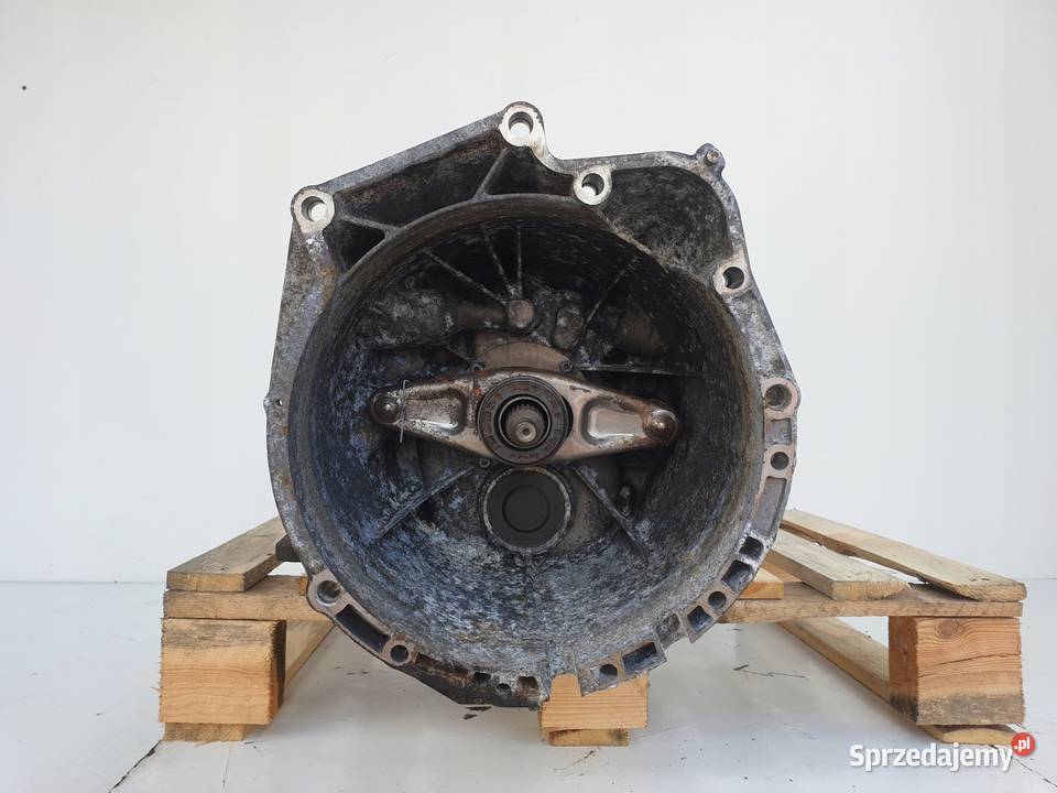 BMW X3 E83 20 D DIESEL REDUKTOR MANUALNEJ Rudka