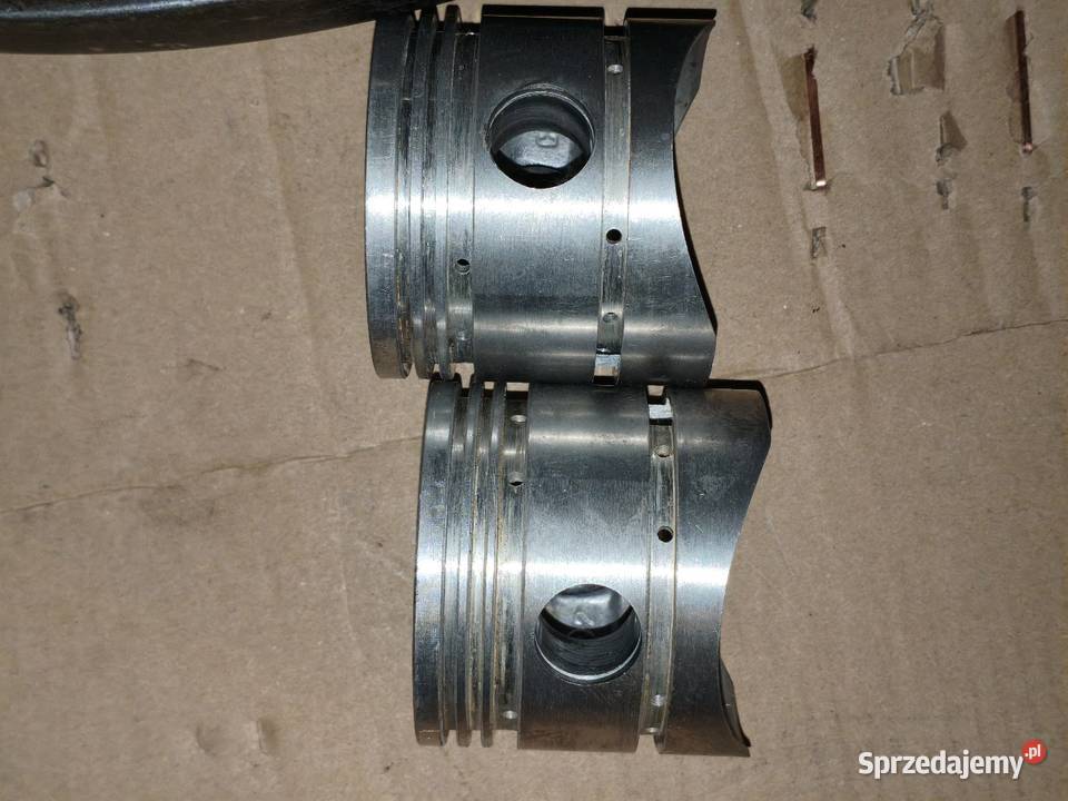 Oryginalne tłoki R2 7842 Ural M61 M62 M63 M66