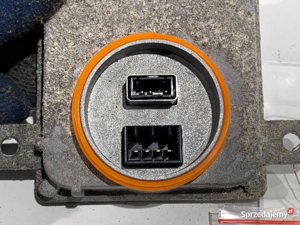 PRZETWORNICA XENON VW PHAETON 8K0941597B 0216