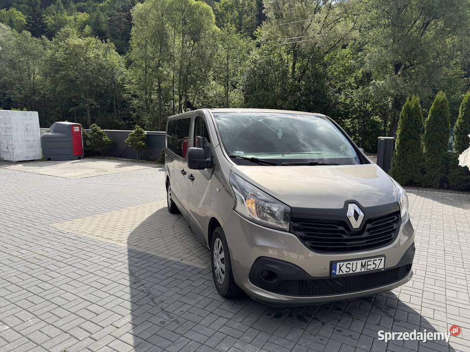 Renault Trafic 9 osób 16 125 Zadbany małopolskie sprzedam