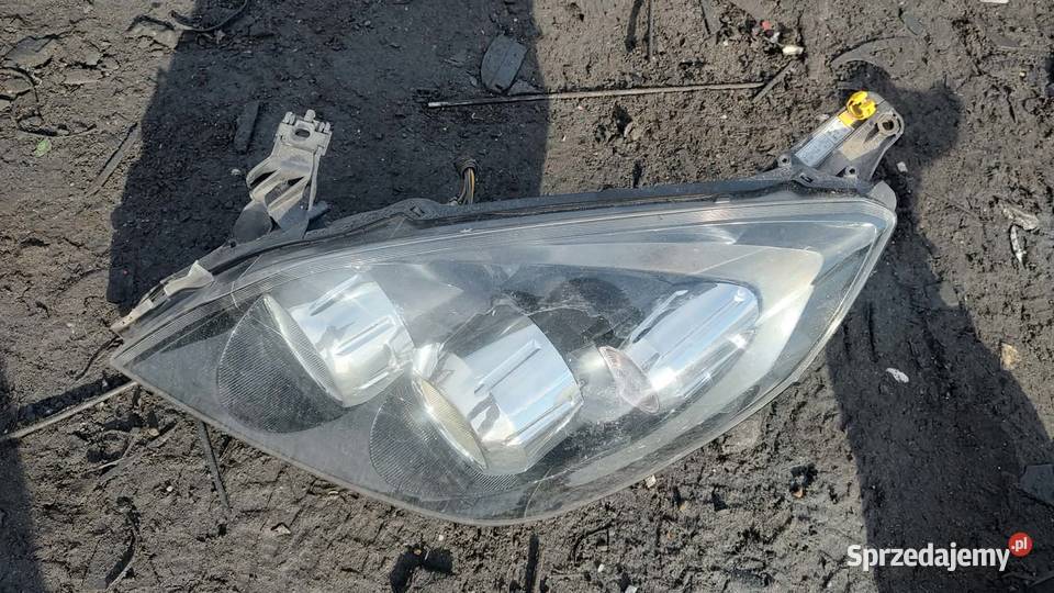 Reflektor lampa lewa prawa przód przednia Opel Oświetlenie Książ Wielkopolski