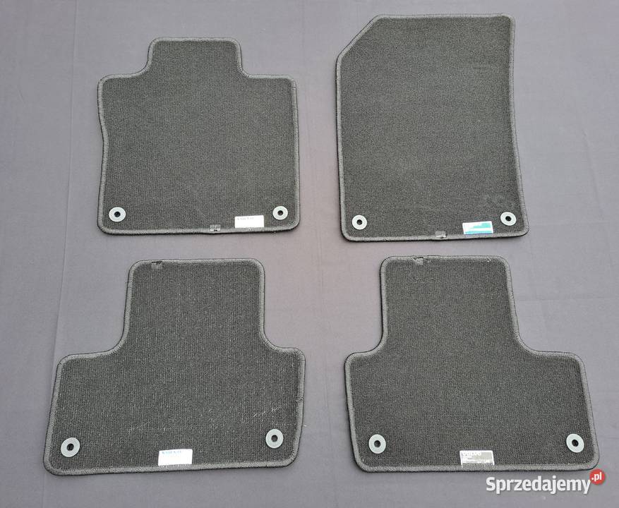 Volvo XC60 II Dywaniki oryginalne 32216555 Mielęcin