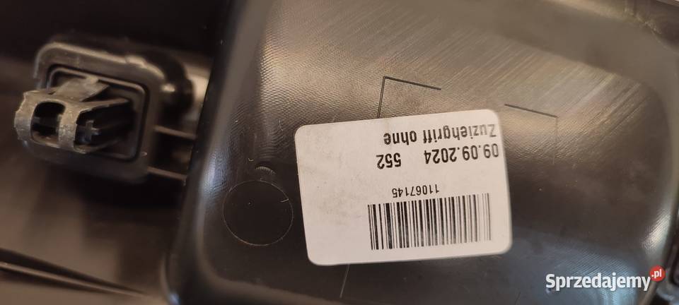 MERCEDES W247 OSŁONA KLAPY BAGAŻNIKA A2477403100 osobowe