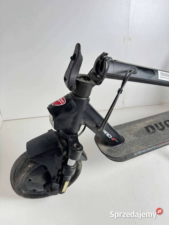 hulajnoga elektryczna Ducati PRO II EVO z Rzeszów sprzedam