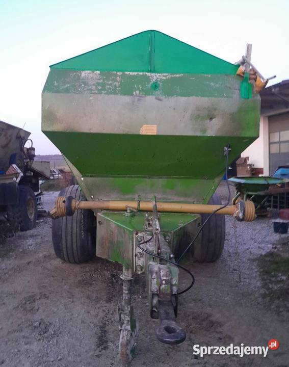 Rozsiewacz wapna Amazone ZG 8000 Sadogóra sprzedam