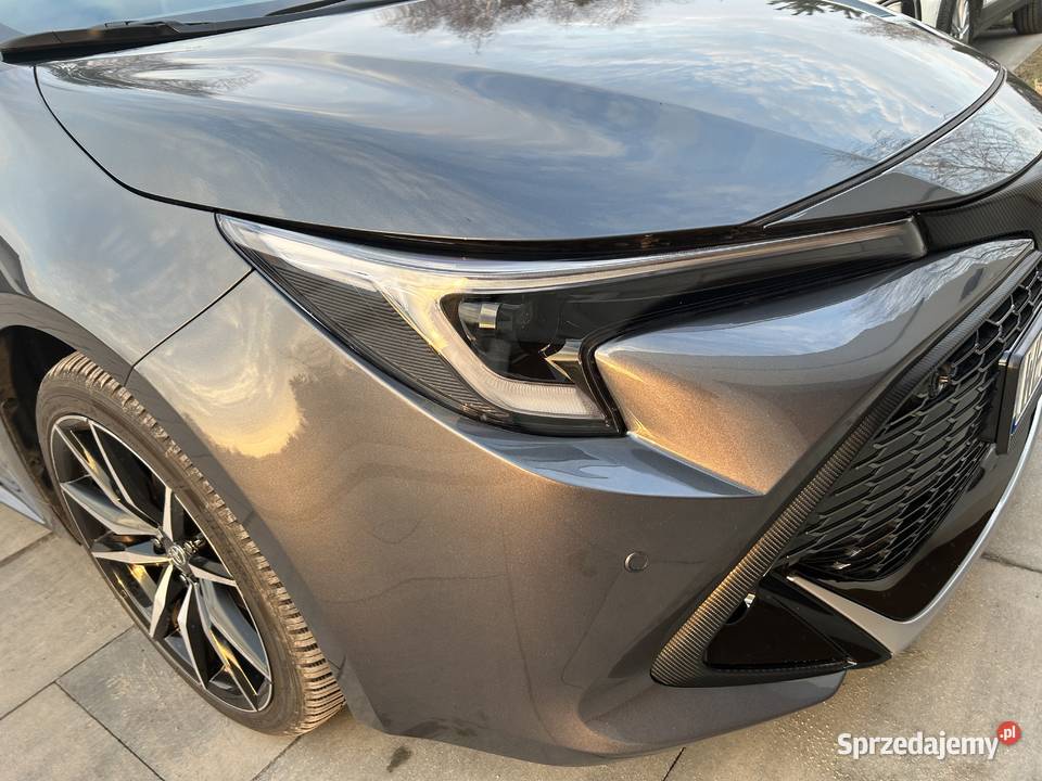 TOYOTA COROLLA GR 20 HYBRID pełny wypas hybryda mazowieckie Nadarzyn