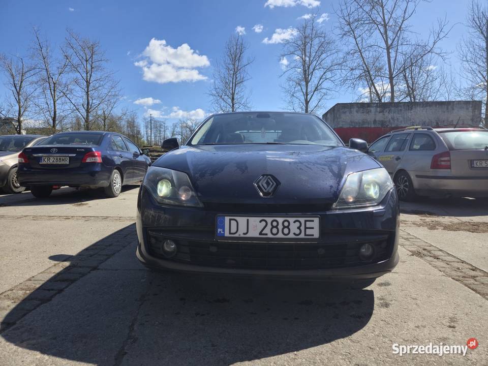 Syndyk sprzeda samochód Renault Laguna III IV
