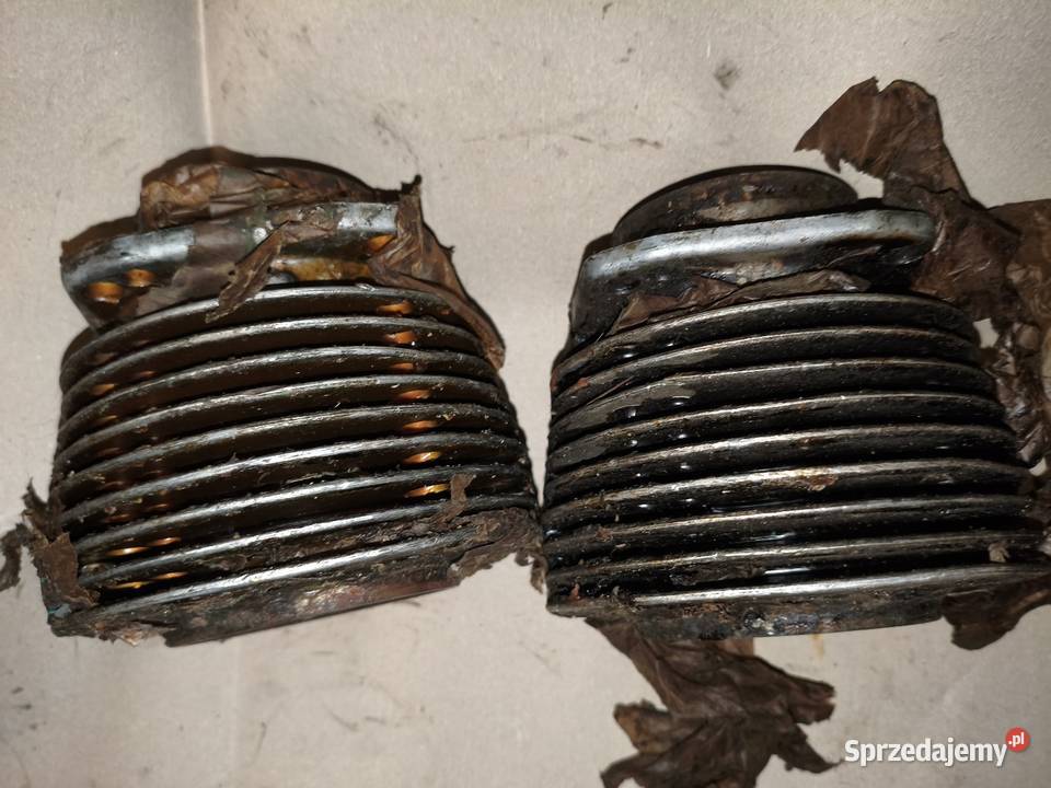 Nowe oryginalne cylindry z tłokami Dniepr MT Cylindry, głowice, pierścienie wielkopolskie