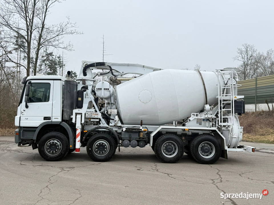 Betoniarka z pompa do betonu Mercedes Warszawa