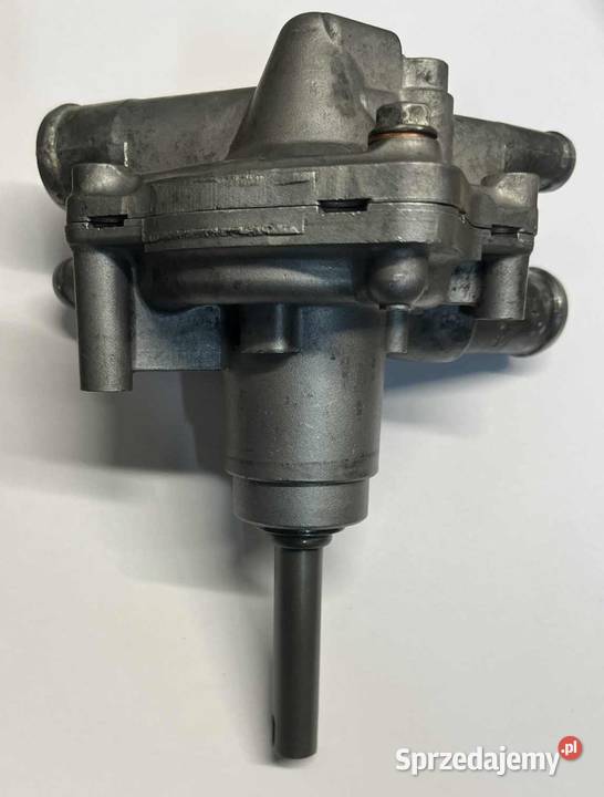 HONDA CBR F4 F4i Pompa wody nowe uszczelniacze lubelskie Lublin