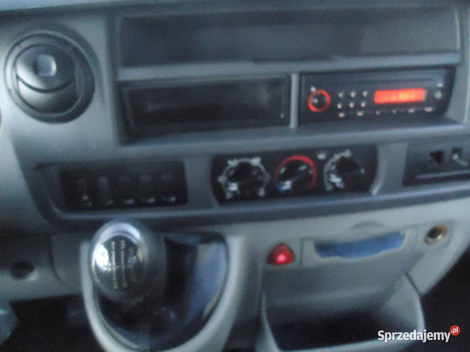 RENAULT MASTER 2010r 8 osób HAK Nowy Dwór Gdański