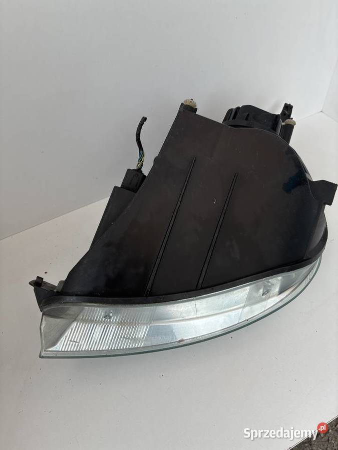 Ford fiesta mk6 LAMPA PRZÓD PRZEDNIA PRAWA Słowikowo sprzedam