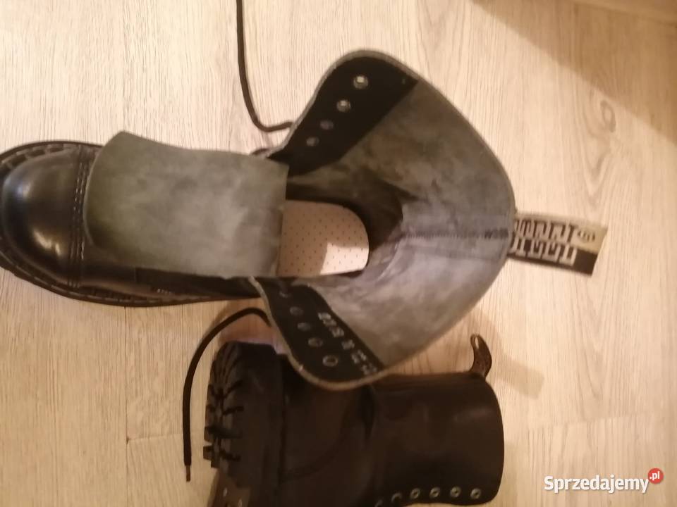 Glany o numerze butów 42 Pozostałe śląskie Bytom