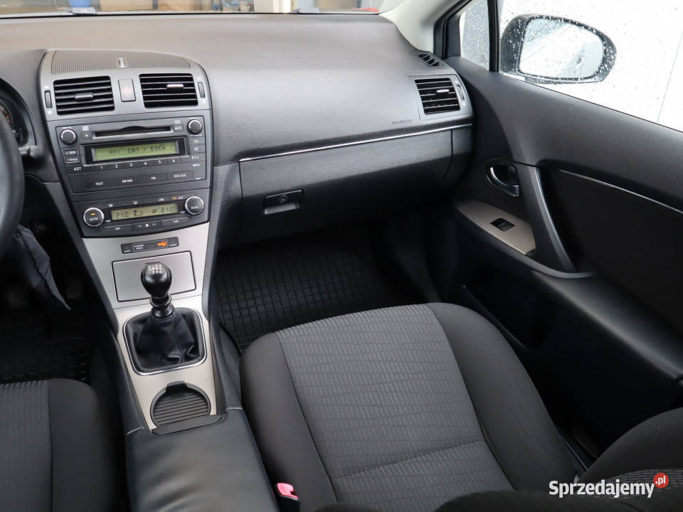 Toyota Avensis 18 Valvematic Samochody osobowe Katowice sprzedam