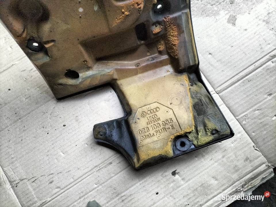 AUDI 80 B4 80B4 19TDI OSŁONA SILNIKA 028103935 Kamień-Kolonia