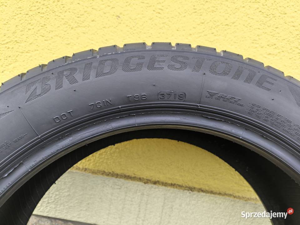 Opony zimowe KOMPLET Bridgestone Blizzak LM001