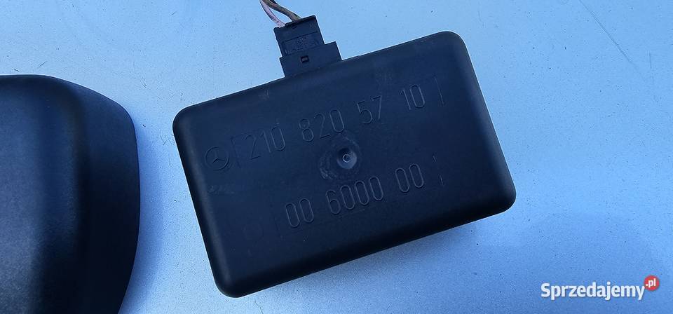 Sensor deszczu mercedes w210 w203 w202 Rok produkcji 1998 Zbąszyń
