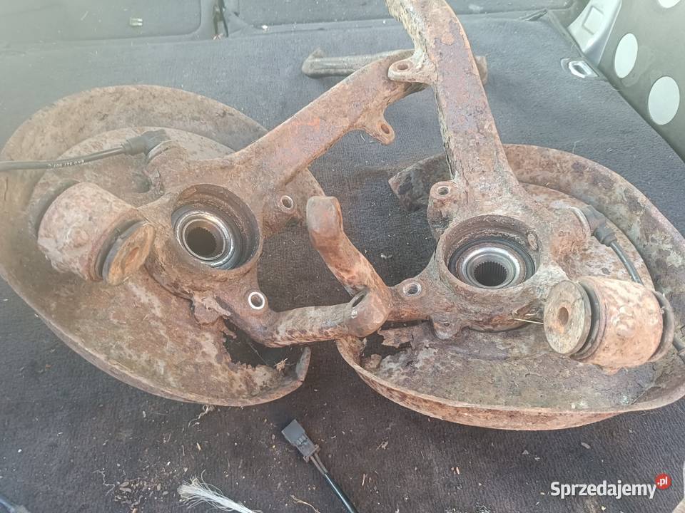 Zwrotnice Tył Quatro Lewa Prawa Audi A4 B5 a35 Myszków sprzedam