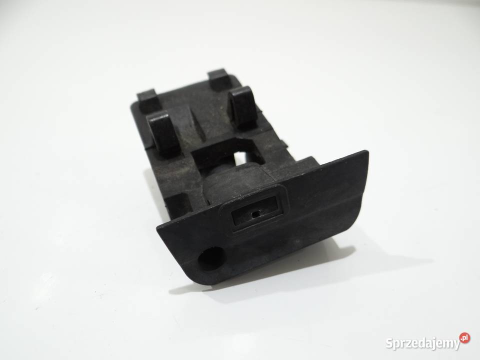 DYSZA SPRYSKIWACZ MASKI BMW X1 E84 LCI Strzyżewice