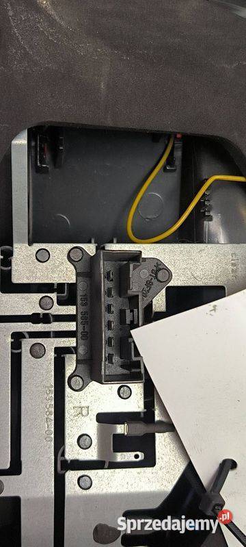 LAMPA PRAWA TYŁ BMW 5 E39 6900210 Lipno