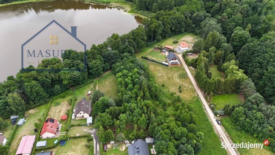 Działka rekreacyjna jeziorem Trupel