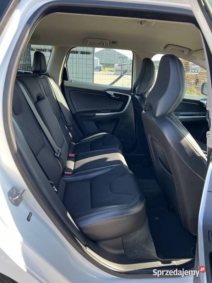 VOLVO XC60 T5 AUTOMAT sprzedam