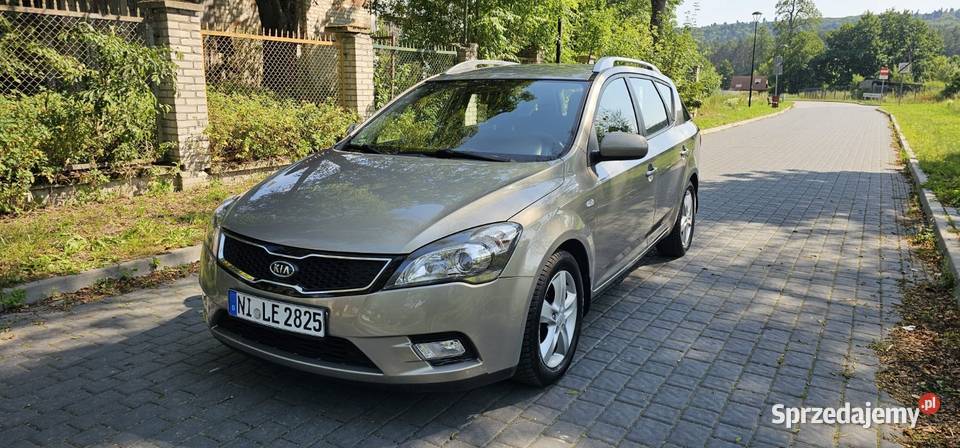 świeżo sprowadzona Kia Ceed 2012 16 CRDI 115